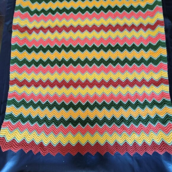 Crochet Blanket Crocheted Afghan Throw Chevron Zig Zag Handmade 51x80" - Picture 2 of 11